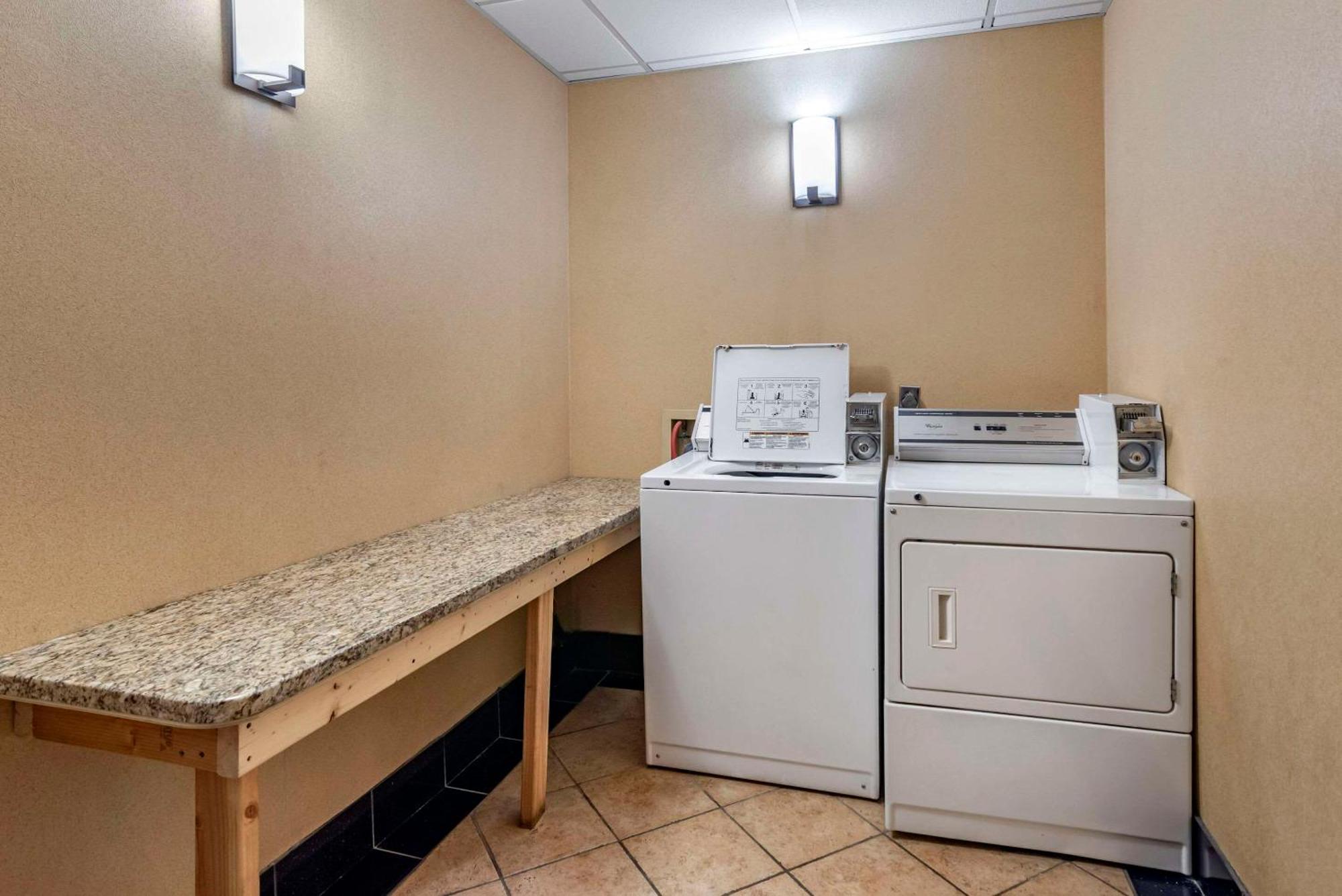 Comfort Inn Birmingham Homewood Luaran gambar